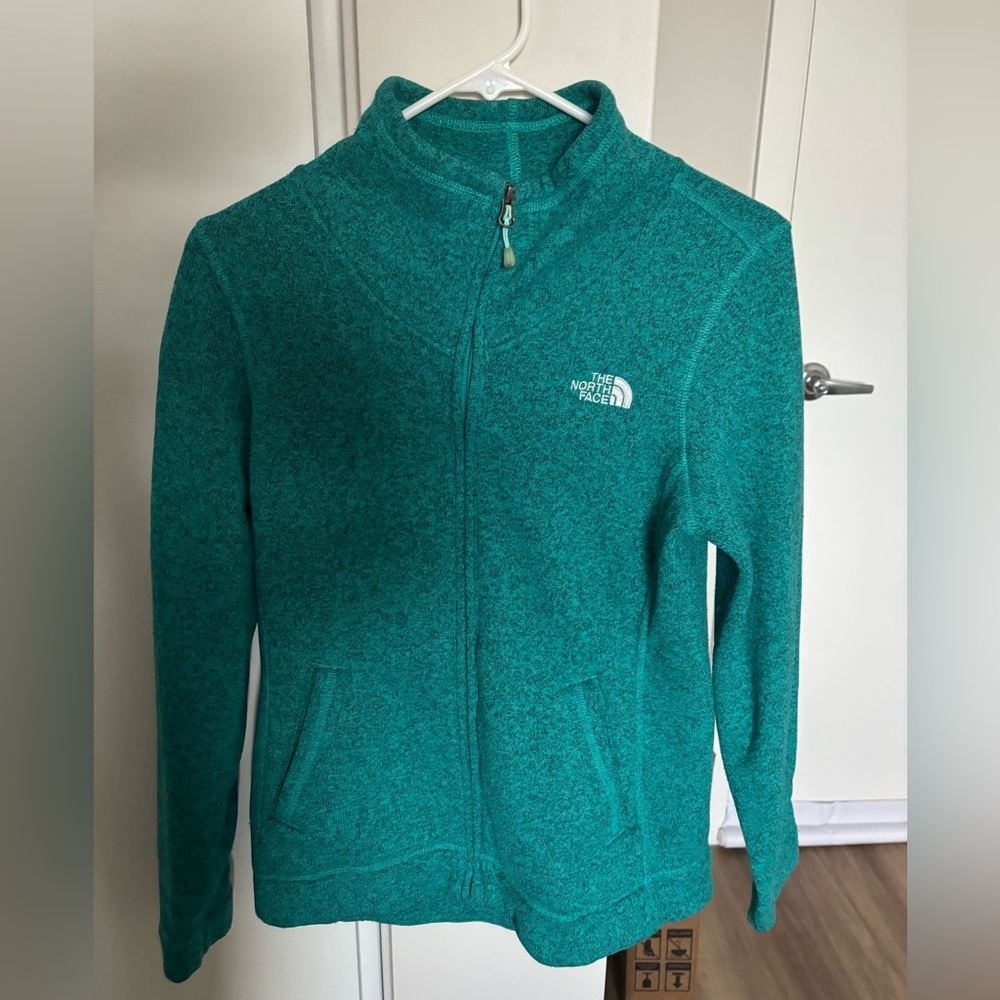 North face sweater